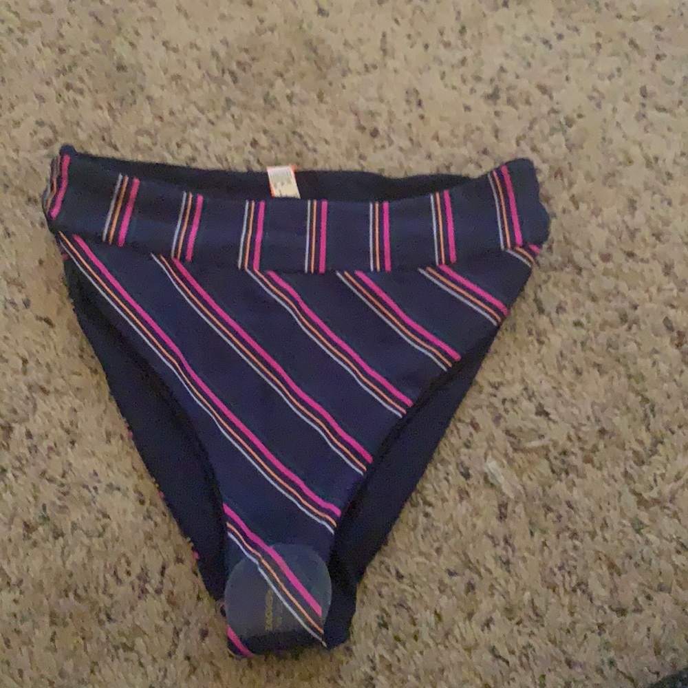 Maaji high wasted bathing suit bottoms reversible